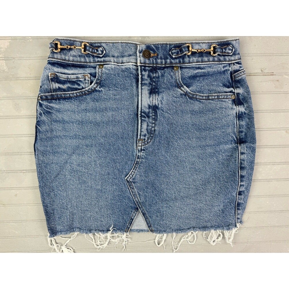 Express size 6 Womens Skirt Denim Jean Stretch Raw Hem Med Wash Short